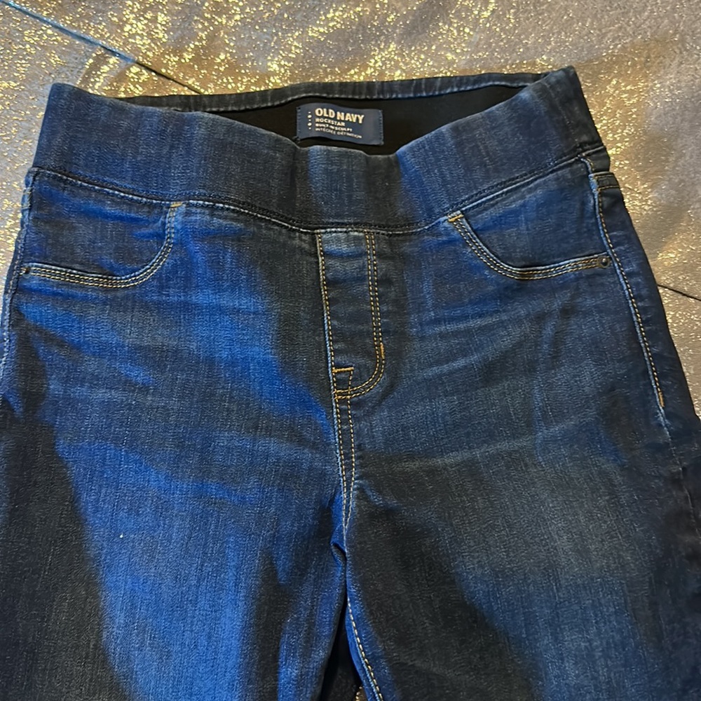 Old Navy Rockstar built in sculpt integree definition size 2 - Picture 3 of 4